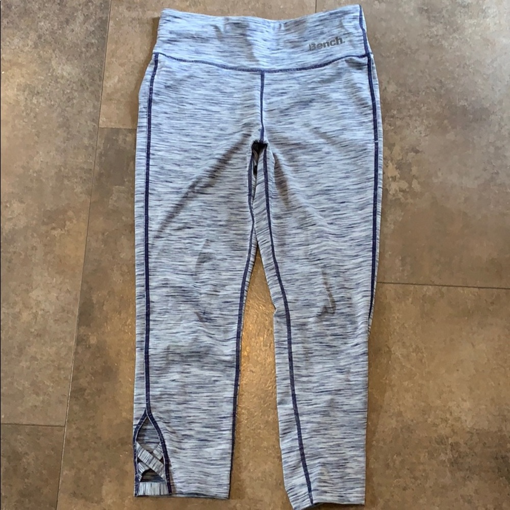 Bench workout leggings